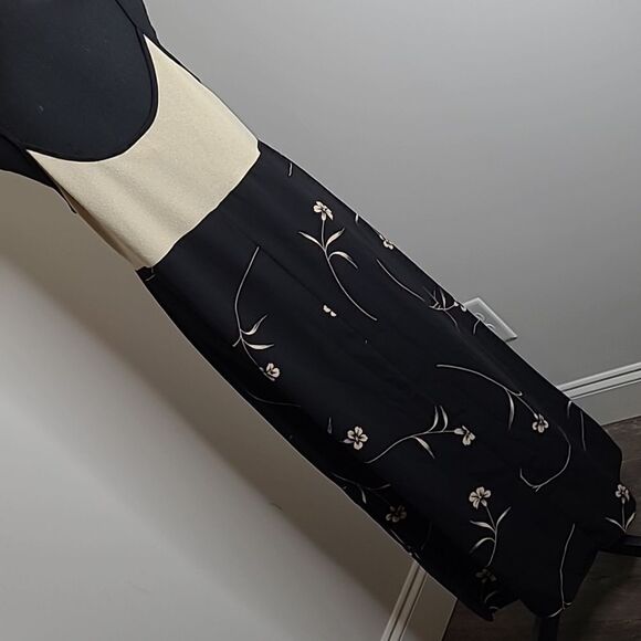 Impatiens Maxie dress - Picture 4 of 8